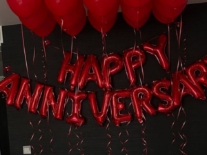 Classic Red Happy Anniversary Balloon Decoration with Helium Ceiling Balloons