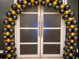 Gold & Chrome Black Balloon Arch Entrance Decoration for Events
